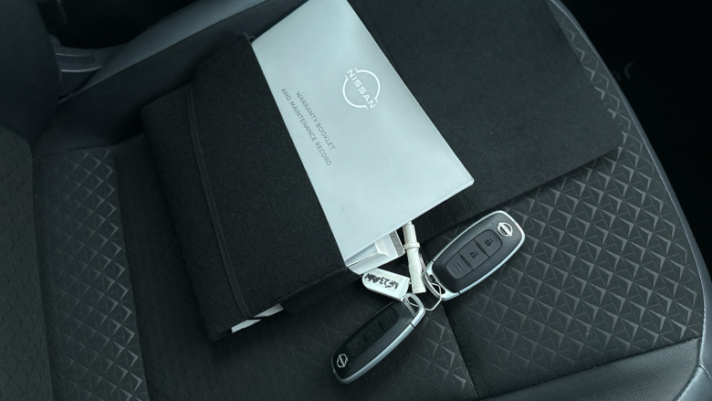 Nissan Juke 1.0 DiG-T 114 N-Connecta 5dr DCT Petrol Hatchback